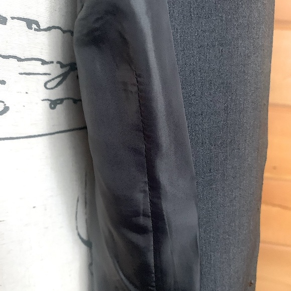 Calvin Klein Gray Button-up Dress. Sz 4. Professional. Great for Interviews! - Picture 4 of 7